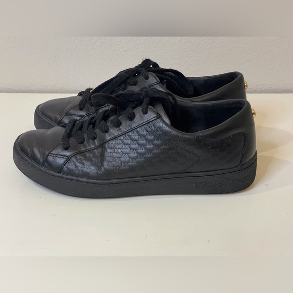 MICHAEL Michael Kors Colby Signature Logo‎ Black Leather Sneakers Size 6.5 - Picture 2 of 9